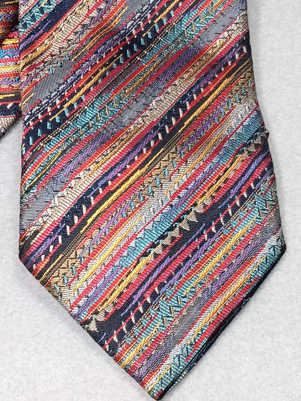 MISSONI CRAVATTE Silk Tie Multicolor Zig Zag Print Designer Old Money Classic